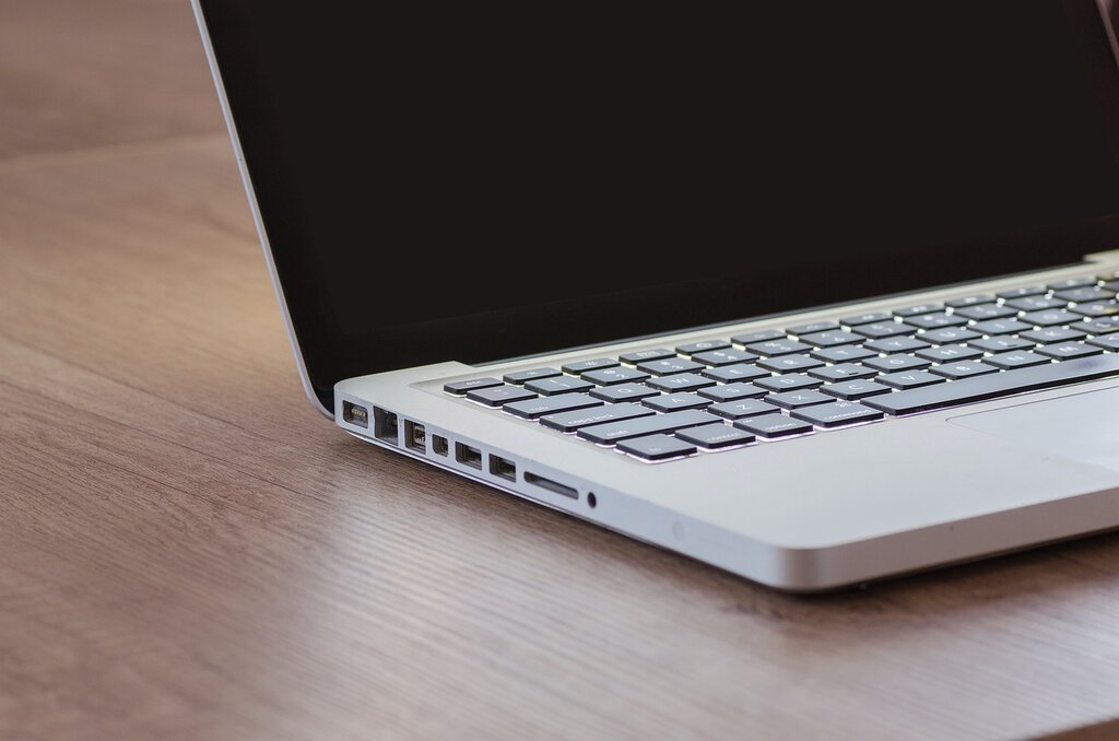 Pc Screen Alignment How to Fix Your Desktop or Laptop Screen That is Shifted to the Right